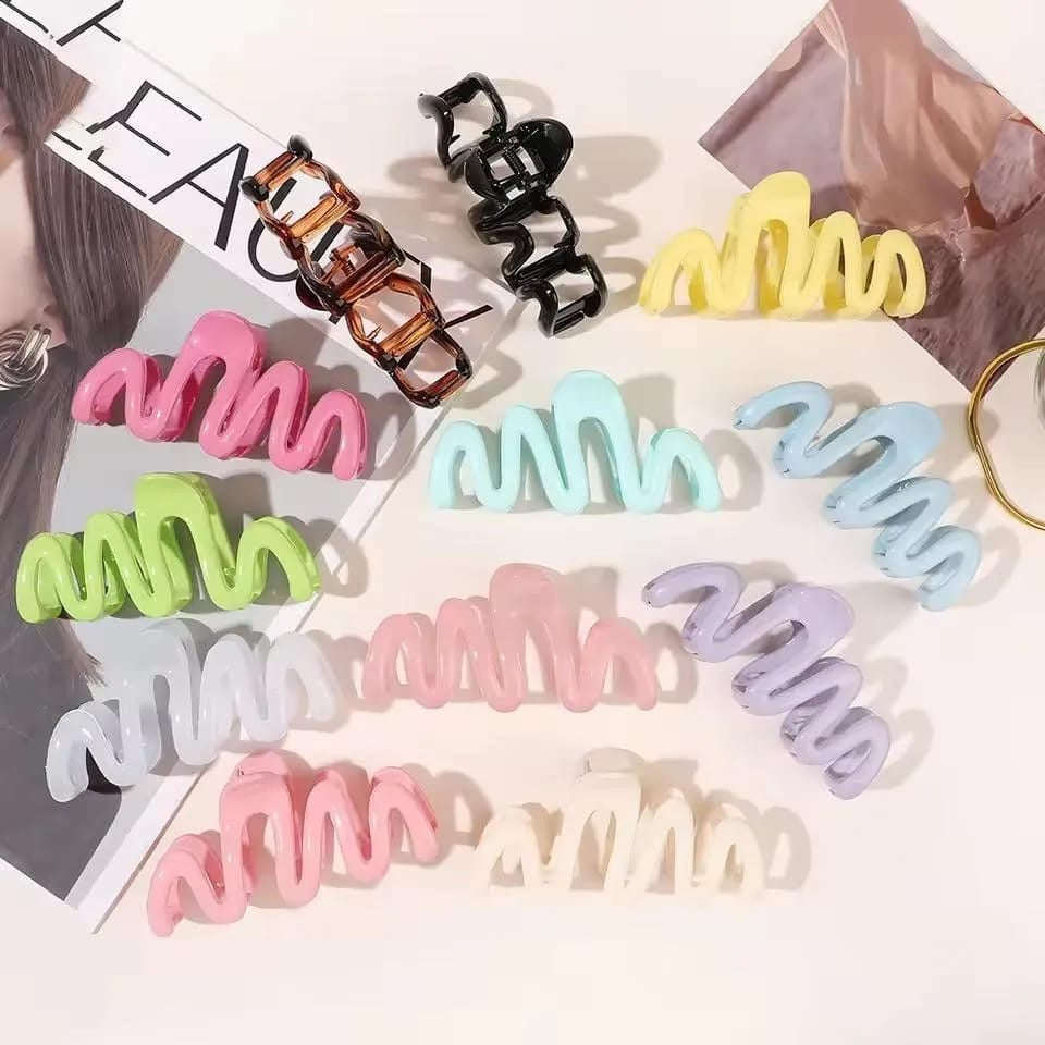 Pack of 6 acrylic hair clip - large wave style